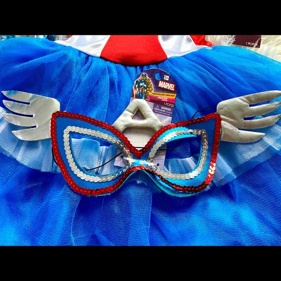 Marvel costume size 3/5 - Picture 2 of 5